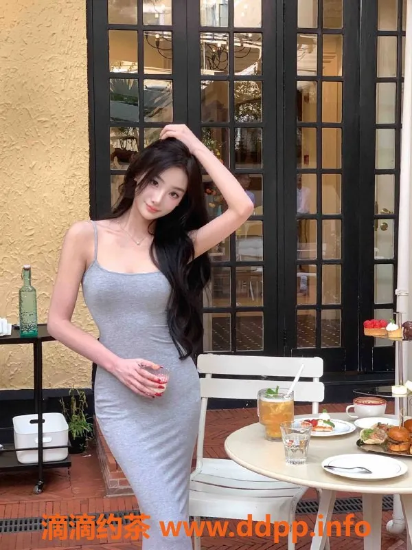 上海楼凤-普陀区慎婕，课费2300，预约方便