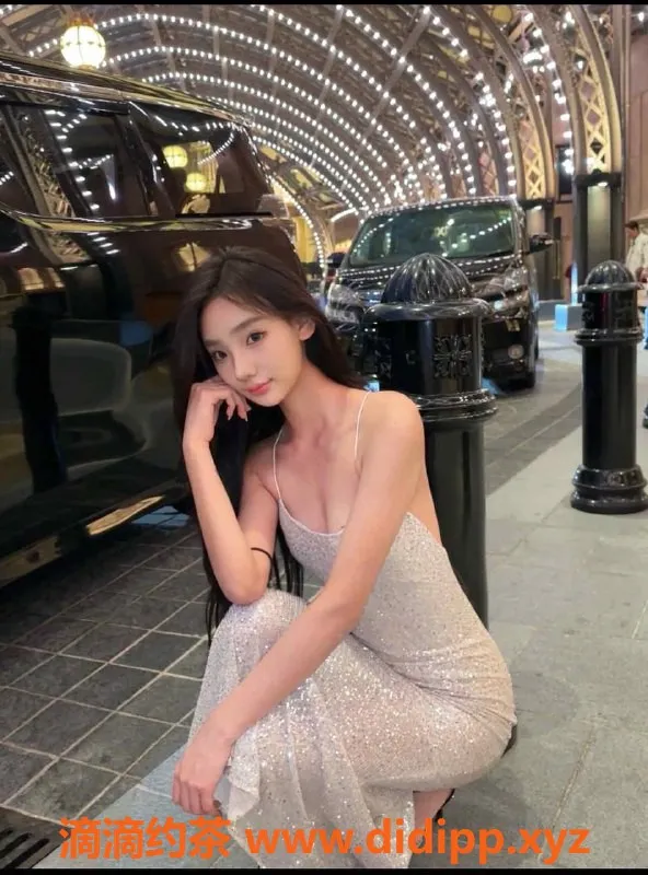 上海楼凤-普陀区慎婕，课费2300，预约方便