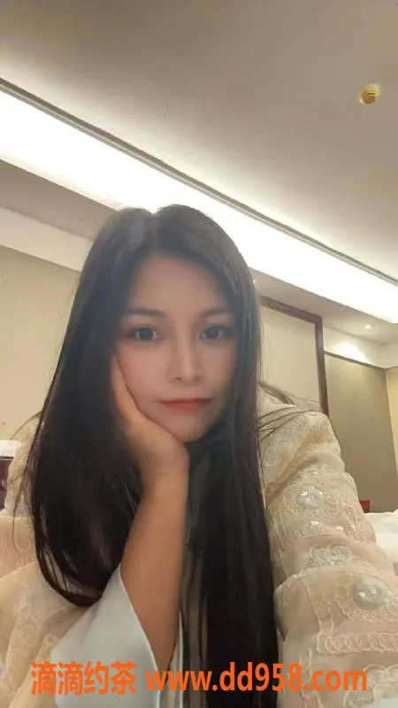 深圳楼凤资源信息,龙华皮皮，水中萧与制服诱惑等你来体验