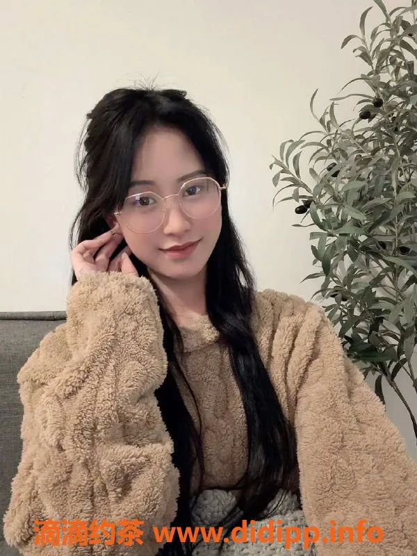 惠州楼凤资源信息,西瓜，23岁，大亚湾艺名，身高163，体重86