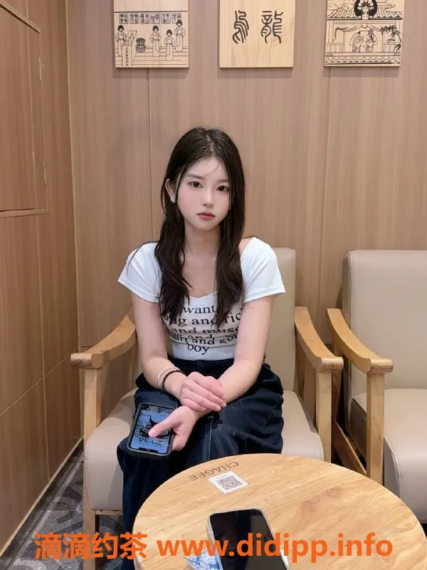 广州楼凤-白云嫩妹可可，水费500p，享受无忧服务