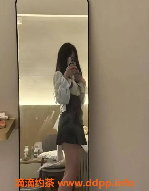 深圳楼凤-龙岗可儿，甜美舌吻，900元起白皙JK制服