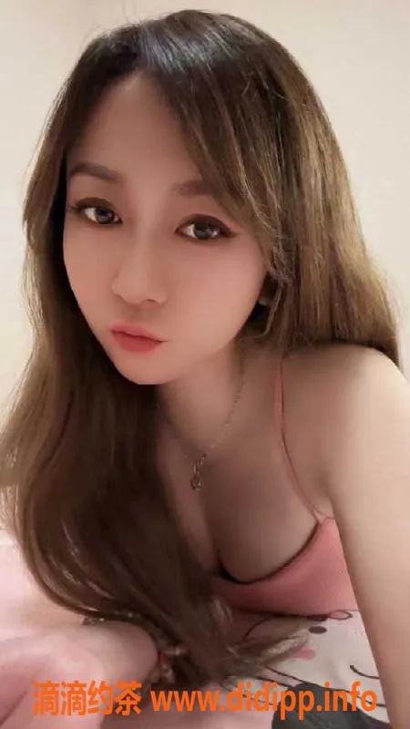 广州楼凤资源信息,广州白云 26岁可可，长腿34C，4米起步