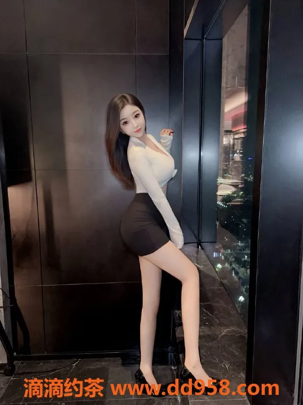 深圳楼凤-福田婉婷，04年，168cm，48kg，1300起