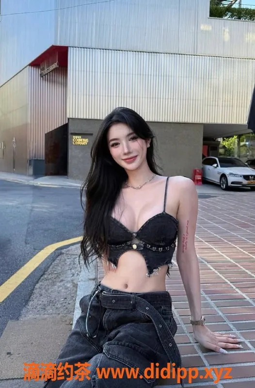 杭州上门服务-马来西亚24岁D胸美女，身高170，超热情服务等你约！