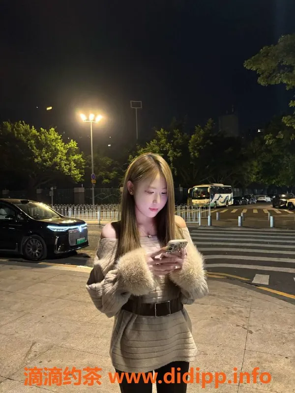 广州楼凤资源信息,天河嫩妹嘉嘉，700元水费，舌吻服务体验