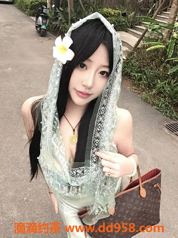 北京楼凤资源信息,北京成寿寺小野，20岁D罩杯，168cm，茶费仅8元