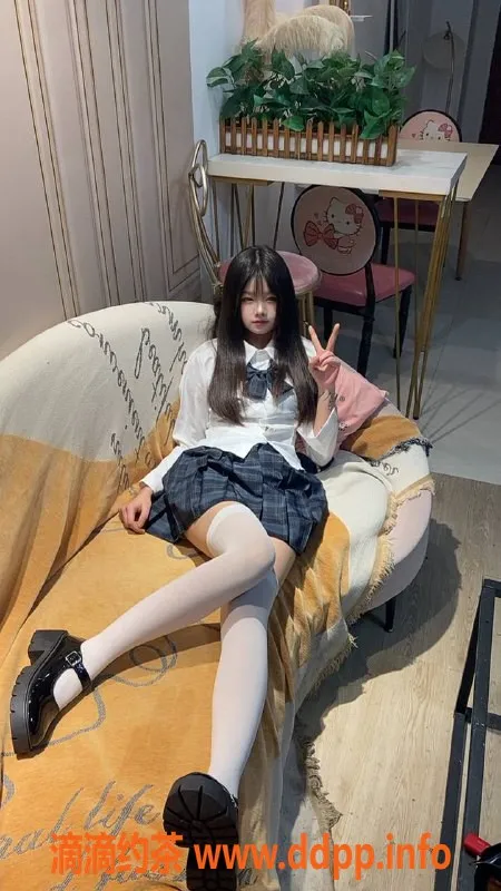 广州楼凤-金沙洲嫩妹语嫣，700水费，舌吻服务