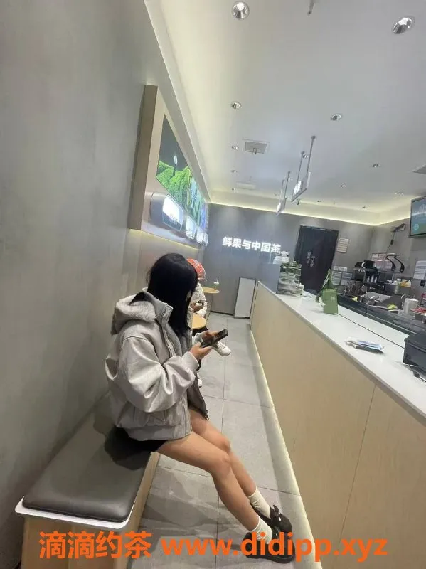 成都楼凤资源信息,锦江区小月牙，161cm嫩妹，87斤，A+罩杯