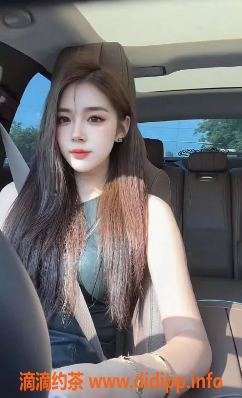 广州楼凤-天河嫩妹露露，700元水费，69服务等你体验！