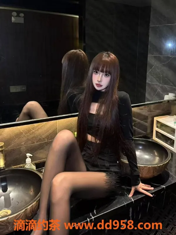 成都楼凤-武侯区米雪，身材苗条，态度极佳