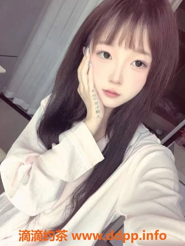 常州楼凤-武进嫩妹困困，165高90体，服务多样