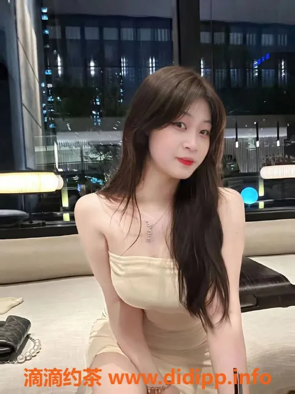 杭州楼凤-萧山区小琪，06年，热情服务，尽享欢乐时光