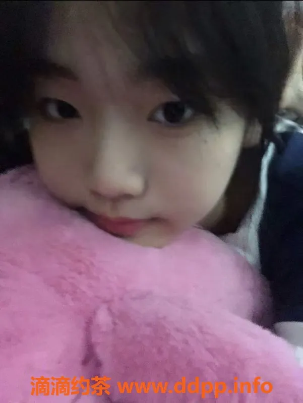 常州楼凤-武进大长腿嫩妹，身高177，600元起服务