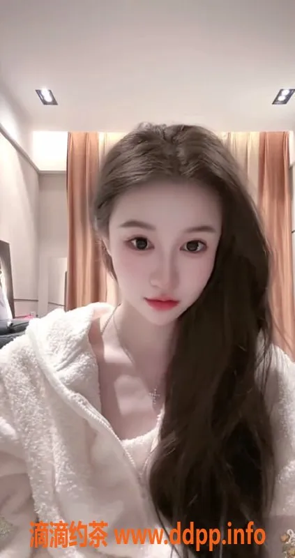 广州楼凤-天河玲珑嫩妹，夜课鸳鸯浴服务，课费6P