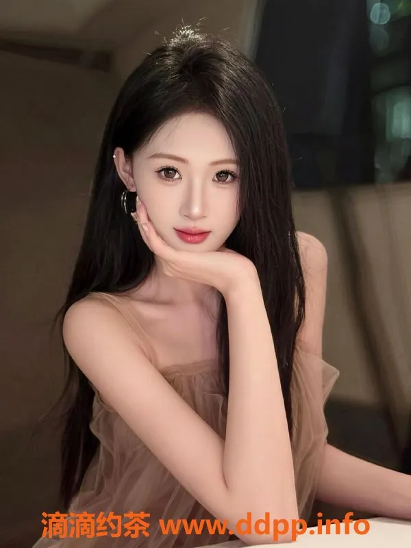 广州楼凤-天河嫩妹咩咩，800元69长腿服务！