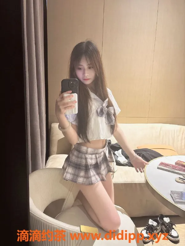 广州楼凤-天河嫩妹薯条，7P体验，舌吻鸳鸯浴好评！