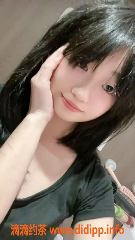 广州楼凤-金沙洲KK，700元嫩妹，鸳鸯浴抢先体验