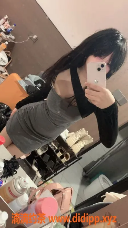 广州楼凤资源信息,金沙洲KK，700元嫩妹，鸳鸯浴抢先体验