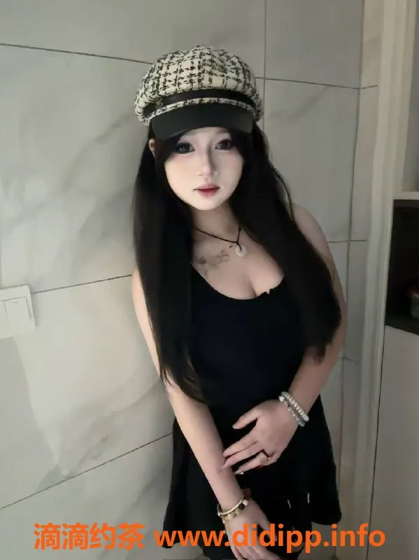 广州楼凤-佛山沐沐，600p嫩妹鸳鸯浴服务