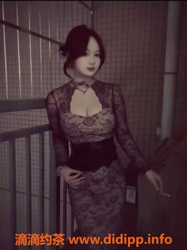 广州楼凤资源信息,佛山沐沐，600p嫩妹鸳鸯浴服务