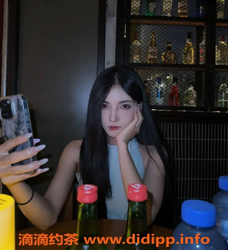 广州楼凤-天河嫩妹Neko，水费1200p，别错过哦！