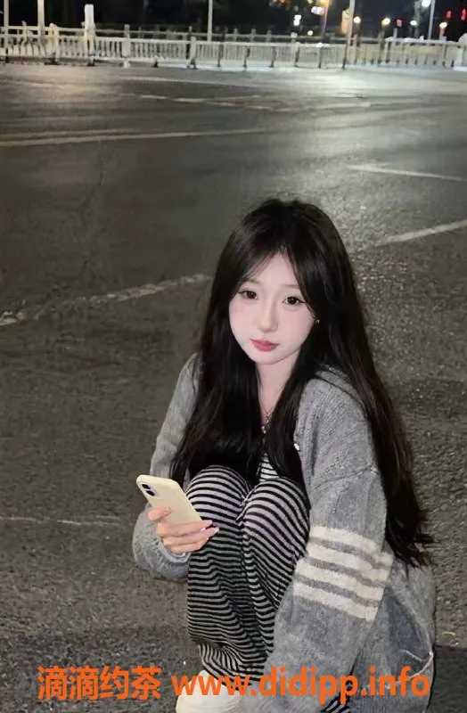 广州楼凤-天河宋夏夏，700p在校学生，舌吻69服务