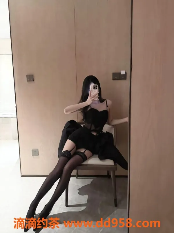 无锡上门服务-锡山区小阿俏，高颜值陪浴服务，173cm/55kg