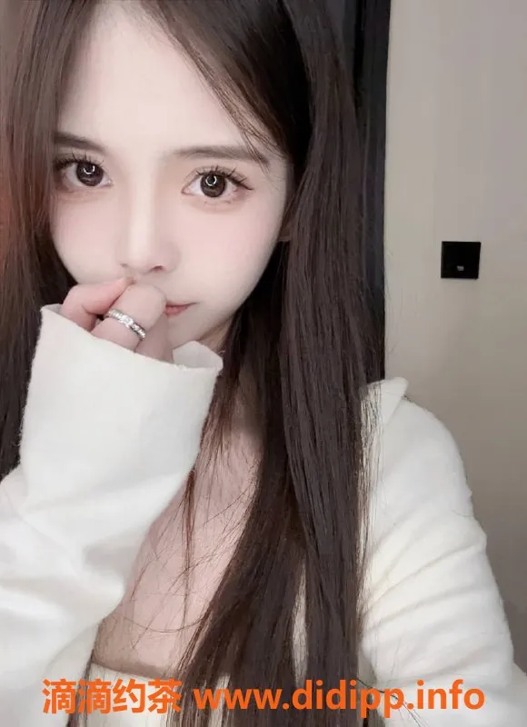 杭州楼凤-上城嫩妹UU，水中萧陪浴超放松