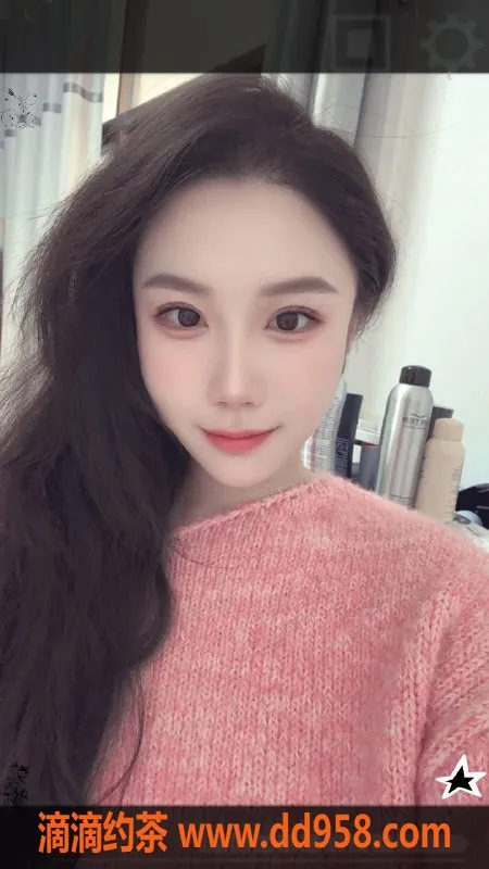 广州楼凤-白云区小零：160cm B罩杯嫩妹，服务超赞！