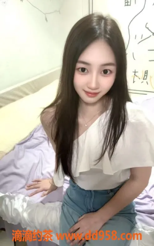 广州楼凤-白云嫩妹小美，长腿诱惑，700p享受