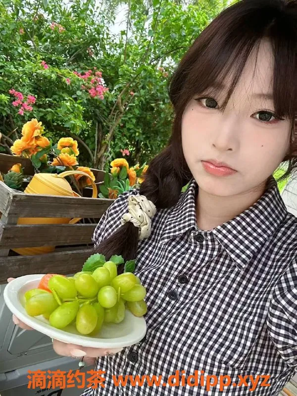 广州楼凤-天河嫩妹美羊羊，长腿大胸只需700p