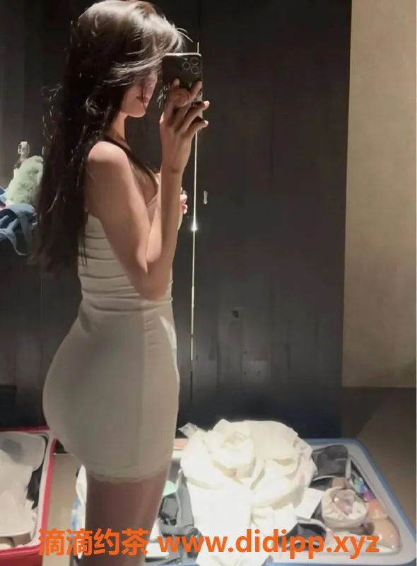 重庆楼凤-新老师荷包蛋，快来体验！