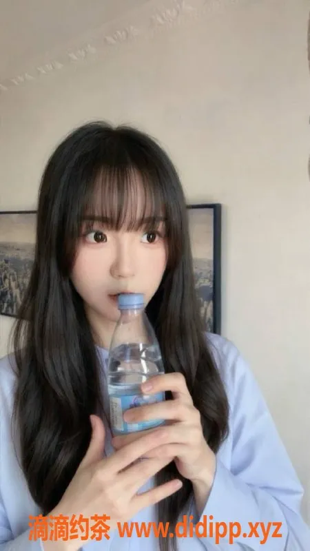 深圳楼凤-福田柠宝，800元体验鸳鸯浴与无套服务