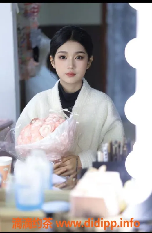 广州楼凤资源信息,天河嫩妹牙牙，700p超值服务体验