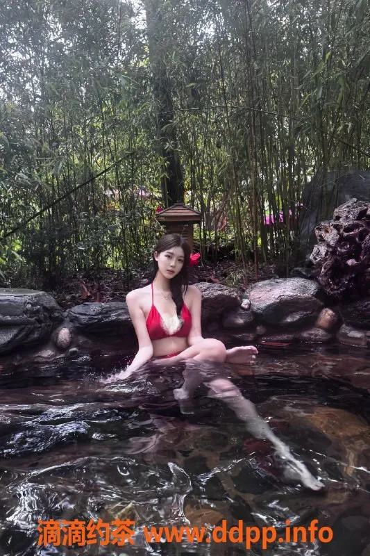 广州楼凤-海珠嫩妹玥月，水费1998P，等你来约！