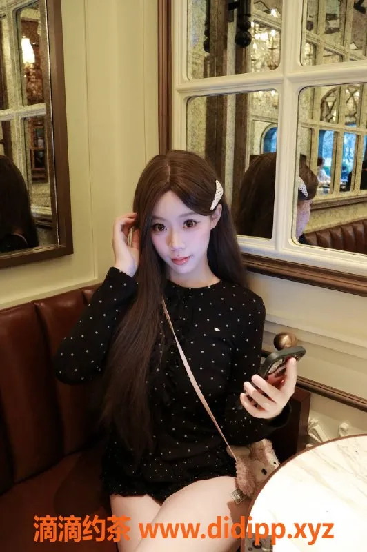 广州楼凤-海珠嫩妹软软，水费1198，冷白皮大胸等你来体验