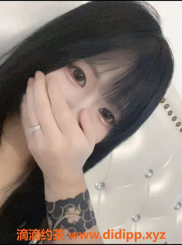 广州楼凤-番禺嫩妹婉婉，水费600p，舌吻服务