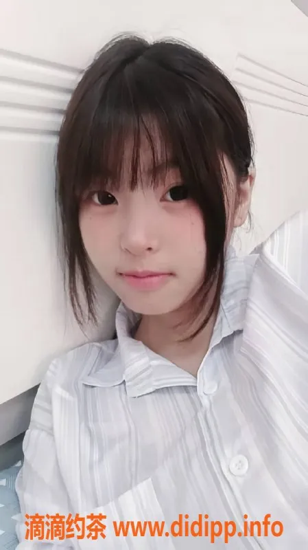 广州楼凤-金沙洲小8，800元体验嫩妹大胸魅力