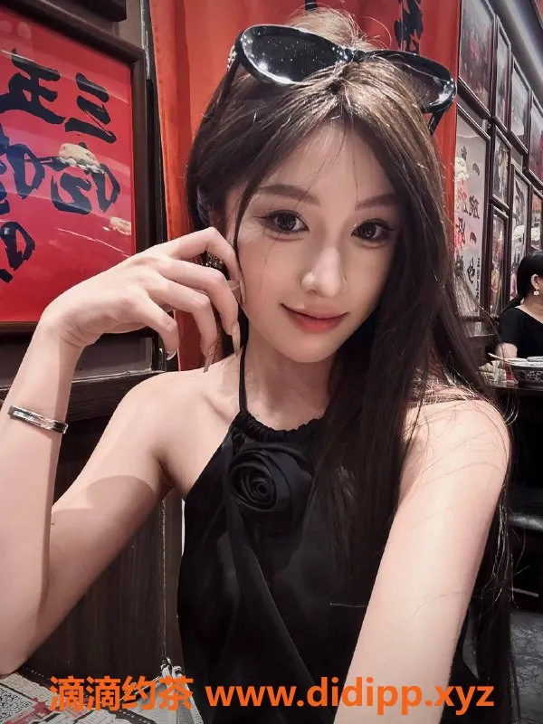 广州楼凤-海珠嫩妹优优，1200p起，精彩服务等你体验！