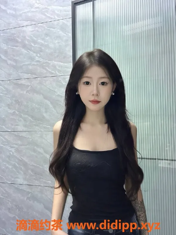 广州楼凤-番禺嫩妹小乖，水费700p，魅力四射