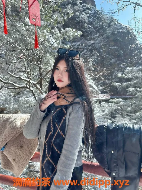 广州楼凤-番禺嫩妹蔓蔓，水费仅需600p，撩人没压力！