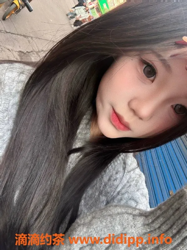 广州楼凤-番禺嫩妹蔓蔓，水费仅需600p，撩人没压力！