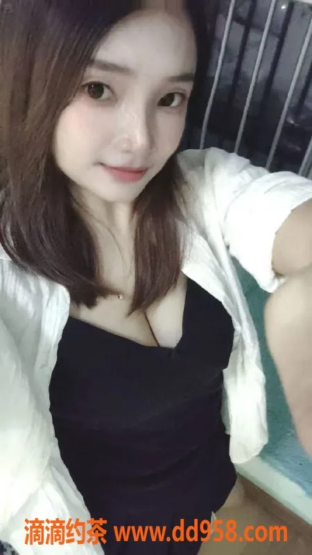 广州楼凤-番禺区御姐诗诗，160cm C罩杯，仅500车费