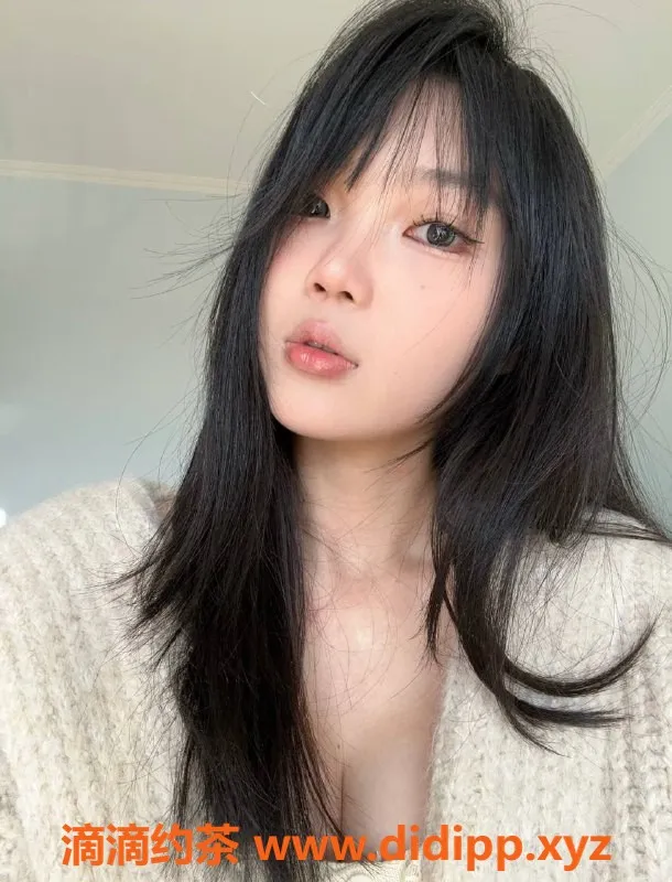 广州楼凤-番禺嫩妹兔兔紫，水费600p，舌吻服务