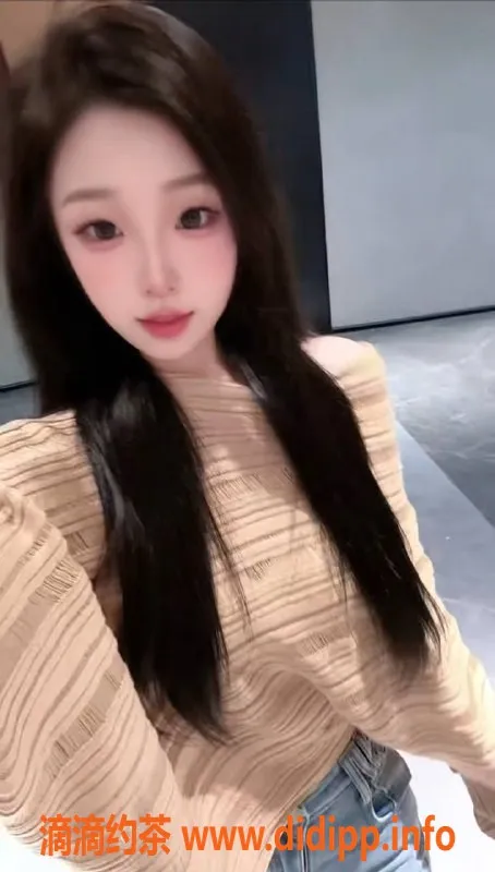 深圳楼凤-福田七七，身高168cm，44kg，夜价3980