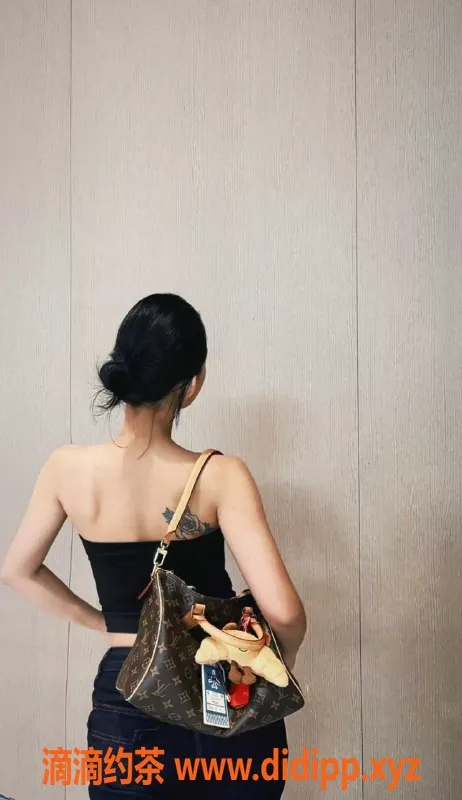 广州楼凤-天河御姐小毒神，水费1000p，来体验不一样的服务