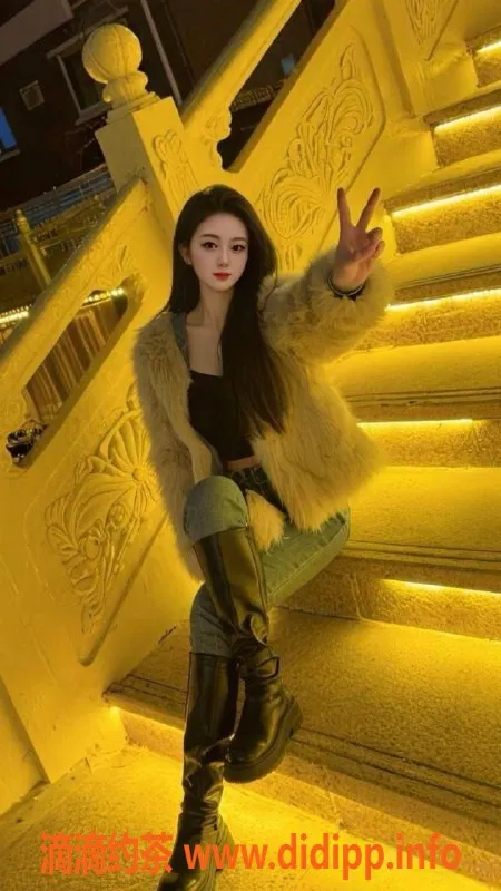 广州楼凤-天河御姐恩夏，700元精品服务等你来体验