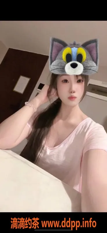 广州楼凤-黄埔嫩妹瑶依依，水费700p