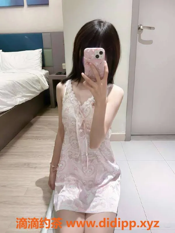 广州楼凤-天河嫩妹贝贝，舌吻69服务，700p